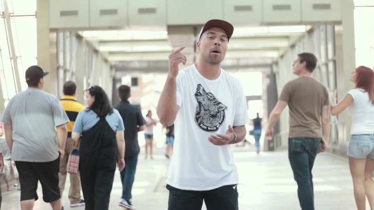 Альбом мормонського репера потрапив на 1 сходинку ITunes Rap