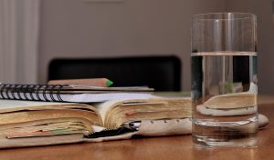 Ведення записів під час вивчення писань сприяє отриманню одкровень. Ось як це робити